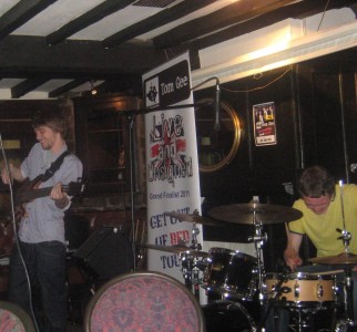 Tom-Gee-Live-Bingley_Gig -pic15